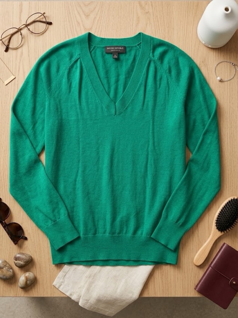 Banana Republic Women's V-Neck Sweater - Emerald Green